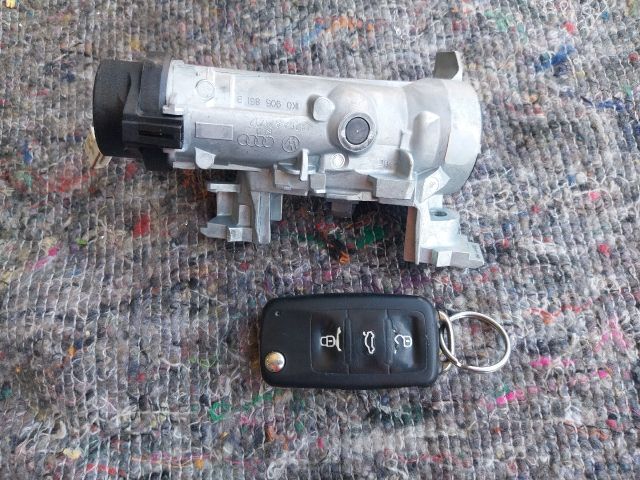 bontott SKODA OCTAVIA II Gyújtáskapcsoló Házzal