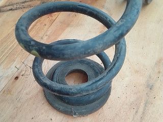 bontott SKODA OCTAVIA II Hátsó Rugó