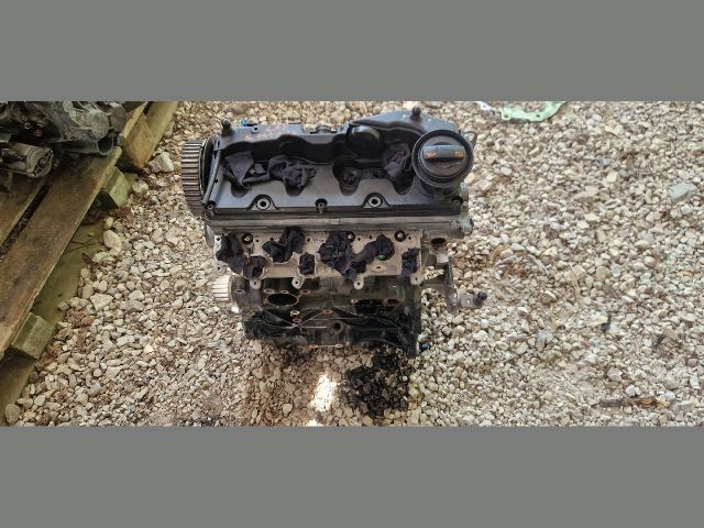 bontott SKODA OCTAVIA II Motor (Fűzött blokk hengerfejjel)