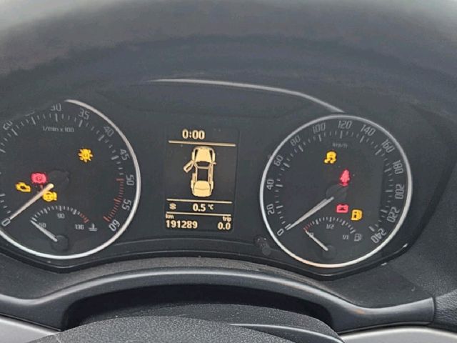 bontott SKODA OCTAVIA II Motor (Fűzött blokk hengerfejjel)