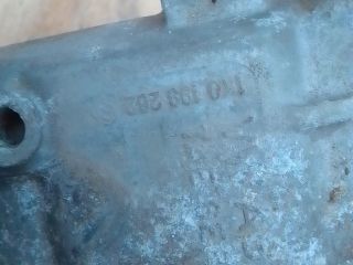 bontott SKODA OCTAVIA II Motor Tartó Bak Jobb