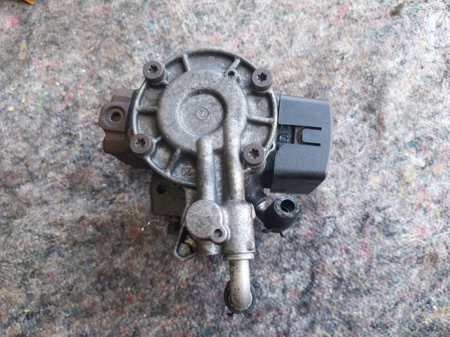 bontott SKODA OCTAVIA II Nagynyomású Szivattyú