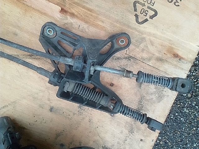 bontott SKODA OCTAVIA II Váltó Bowden