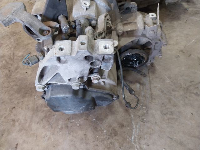 bontott SKODA OCTAVIA II Váltó (Mechanikus)