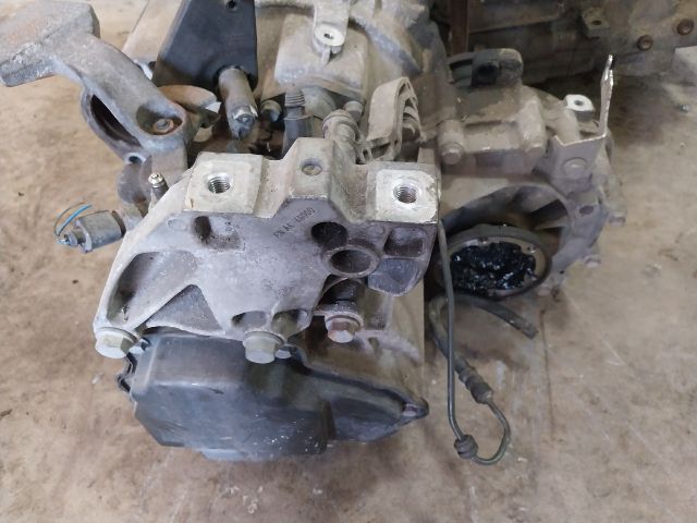 bontott SKODA OCTAVIA II Váltó (Mechanikus)