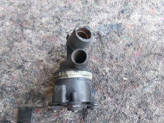 bontott SKODA OCTAVIA II Vízpumpa