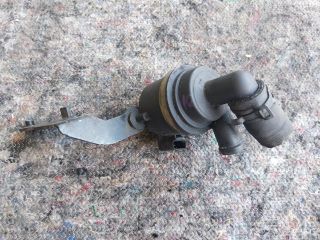 bontott SKODA OCTAVIA II Vízpumpa