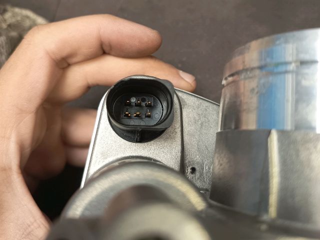 bontott SKODA OCTAVIA II Fojtószelep (Elektromos)