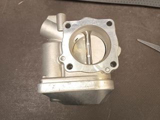 bontott SKODA OCTAVIA II Fojtószelep (Elektromos)