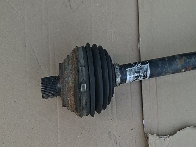 bontott SKODA OCTAVIA II Bal Féltengely