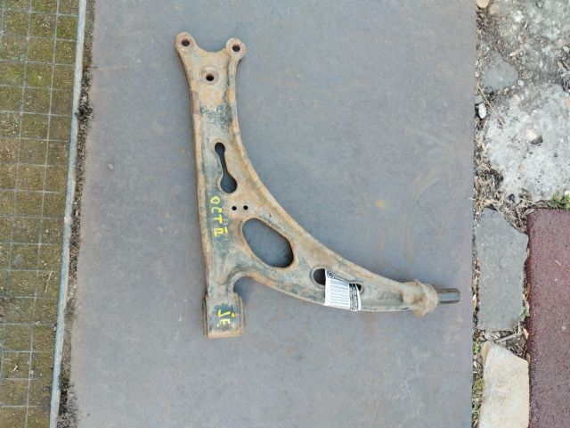 bontott SKODA OCTAVIA II Jobb első Lengőkar