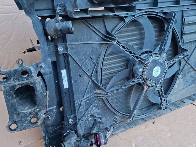 bontott SKODA OCTAVIA II Komplett Homlokfal (Részeivel)