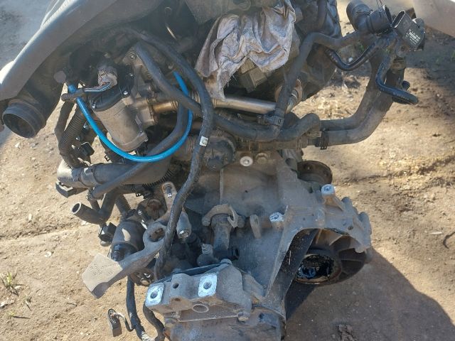 bontott SKODA OCTAVIA II Komplett Motor (Segédberendezésekkel)