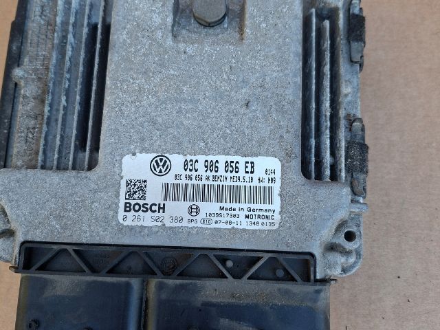 bontott SKODA OCTAVIA II Motorvezérlő