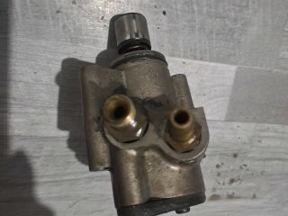 bontott SKODA OCTAVIA II Üzemanyag Szivattyú