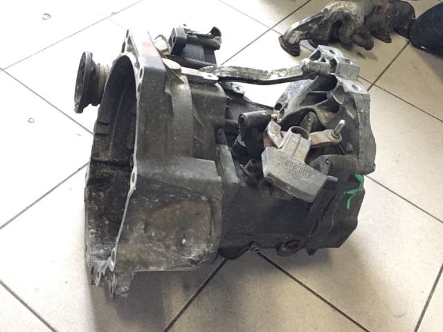 bontott SKODA OCTAVIA II Váltó (Mechanikus)