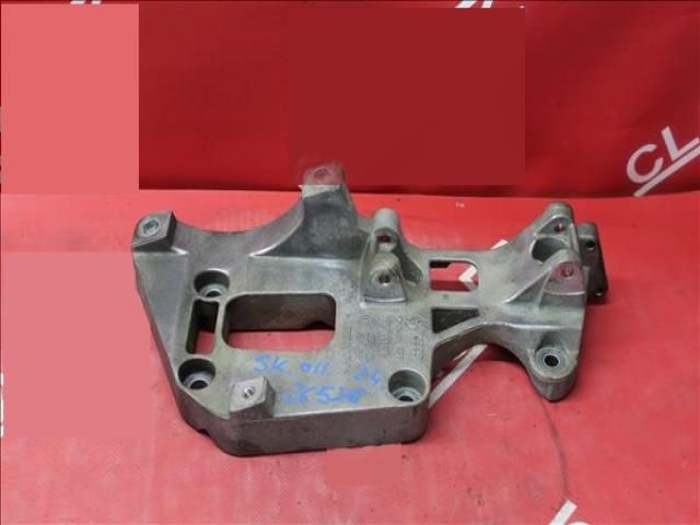 bontott SKODA OCTAVIA II Generátor Tartó Bak