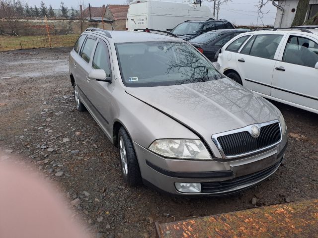 bontott SKODA OCTAVIA II Hűtőventilátor