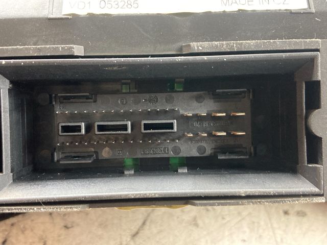 bontott SKODA OCTAVIA II Kilométeróra