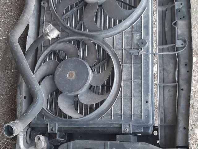 bontott SKODA OCTAVIA II Komplett Homlokfal (Részeivel)