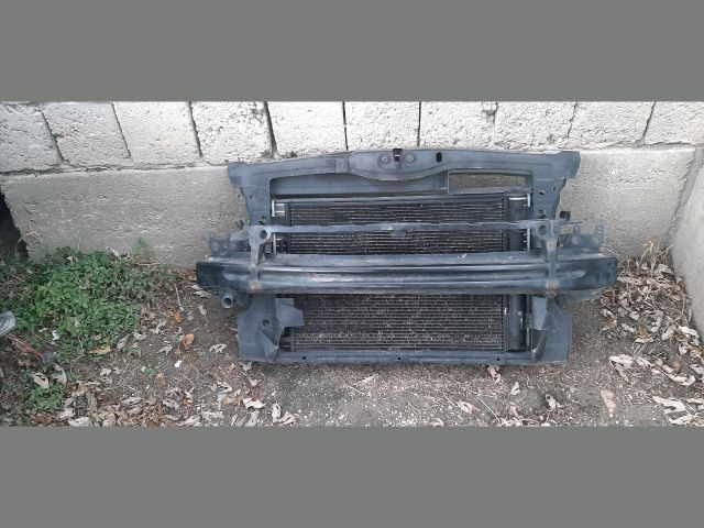 bontott SKODA OCTAVIA II Komplett Homlokfal (Részeivel)