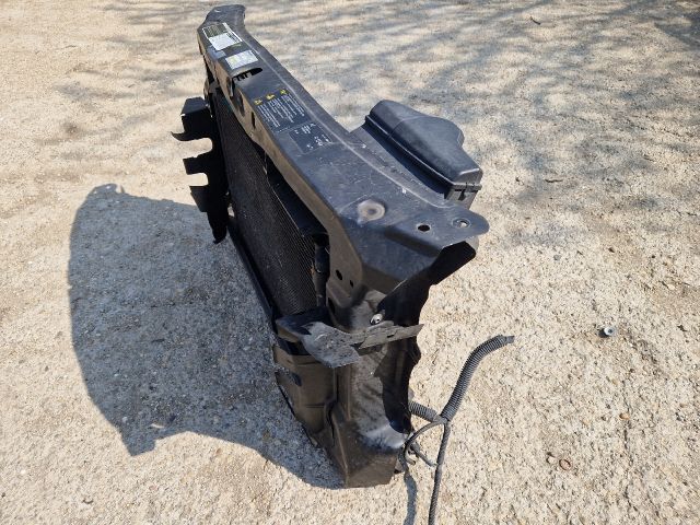 bontott SKODA OCTAVIA II Komplett Homlokfal (Részeivel)