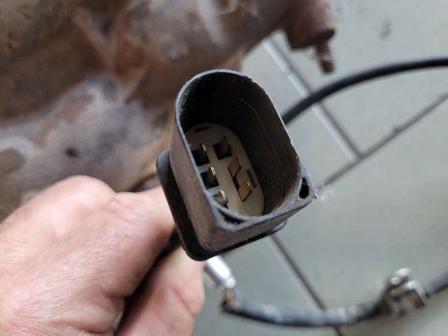 bontott SKODA OCTAVIA II Leömlő (Soros)