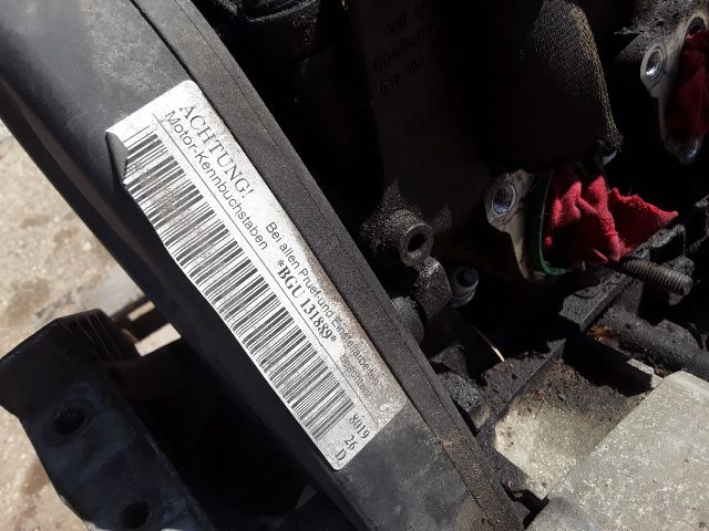 bontott SKODA OCTAVIA II Motor (Fűzött blokk hengerfejjel)