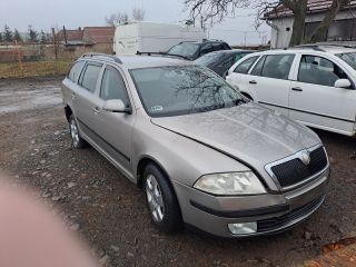 bontott SKODA OCTAVIA II Motor Tartó Bak Jobb