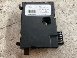 bontott SKODA OCTAVIA II Motorvezérlő