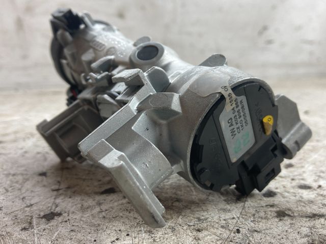 bontott SKODA OCTAVIA II Motorvezérlő