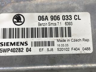 bontott SKODA OCTAVIA II Motorvezérlő