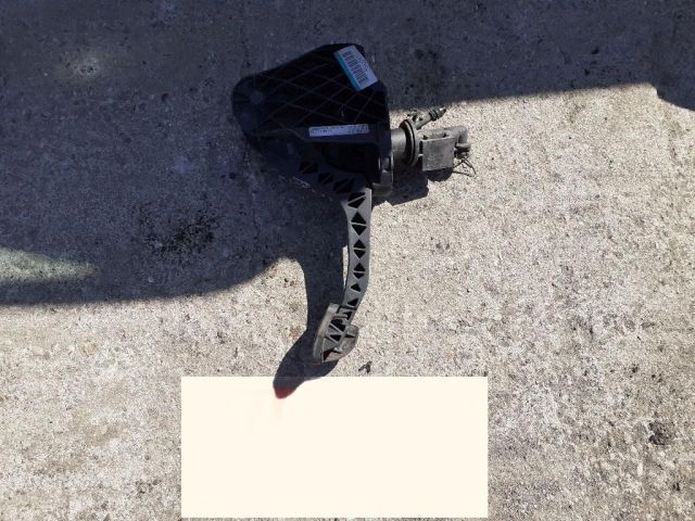 bontott SKODA OCTAVIA II Kuplung Pedál