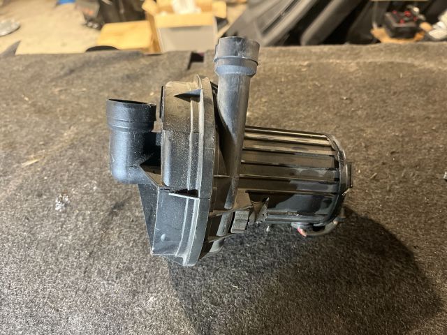 bontott SKODA OCTAVIA II Szekunder Levegő Szivattyú