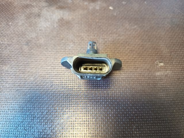 bontott SKODA OCTAVIA II Szívócső Nyomásérzékelő