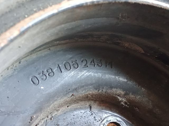 bontott SKODA OCTAVIA II Főtengely Szíjtárcsa