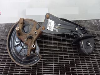 bontott SKODA OCTAVIA II Jobb hátsó Csonkállvány