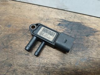 bontott SKODA OCTAVIA II Kipufogó Nyomásérzékelő