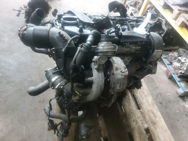 bontott SKODA OCTAVIA II Komplett Motor (Segédberendezésekkel)