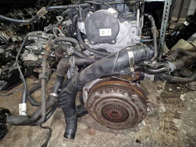 bontott SKODA OCTAVIA II Motor (Fűzött blokk hengerfejjel)