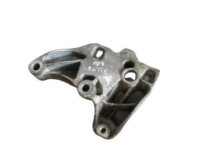 bontott SKODA OCTAVIA II Motor Tartó Bak Bal