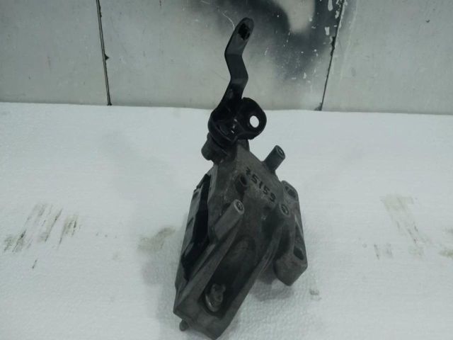 bontott SKODA OCTAVIA II Motor Tartó Bak (Pozíciófüggetlen)