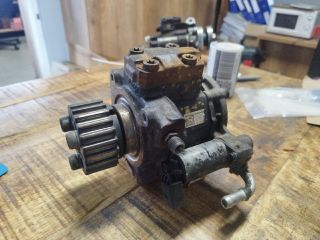 bontott SKODA OCTAVIA II Nagynyomású Szivattyú