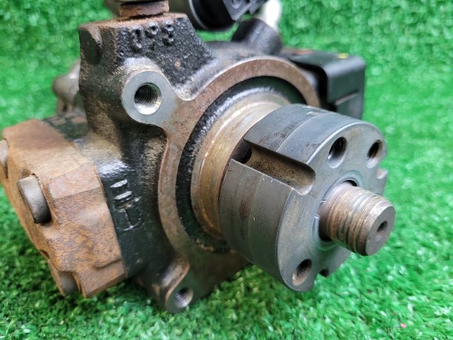 bontott SKODA OCTAVIA II Nagynyomású Szivattyú