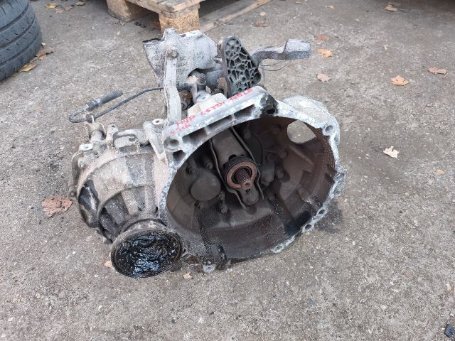 bontott SKODA OCTAVIA II Váltó (Mechanikus)