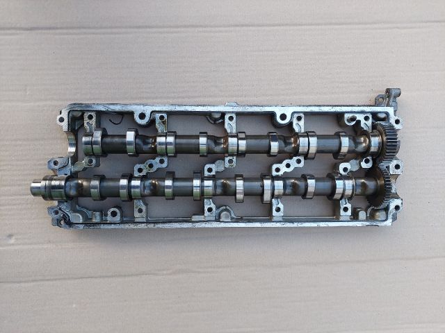 bontott SKODA OCTAVIA II Vezérműtengely Házzal