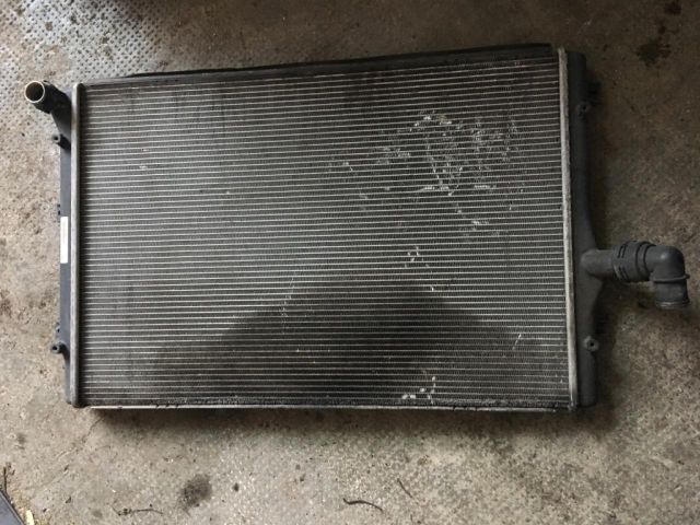 bontott SKODA OCTAVIA II Vízhűtő Radiátor (Nem klímás)