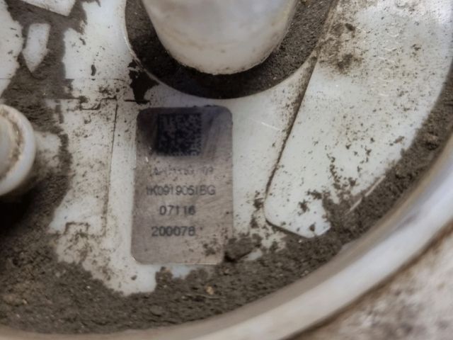 bontott SKODA OCTAVIA II Üzemanyag Szivattyú