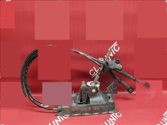 bontott SKODA OCTAVIA II Váltó Kulissza