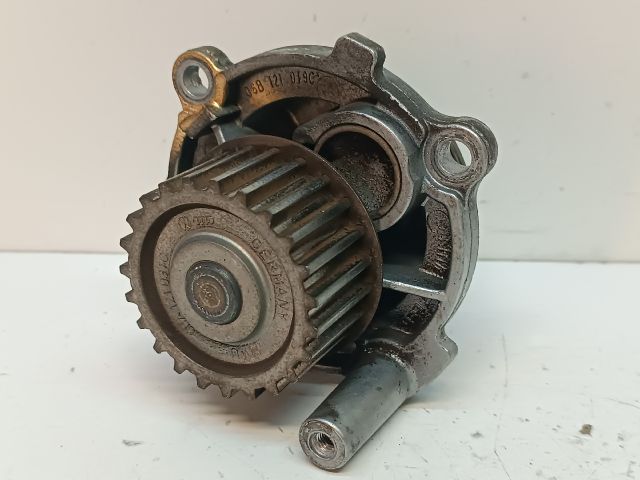 bontott SKODA OCTAVIA II Vízpumpa